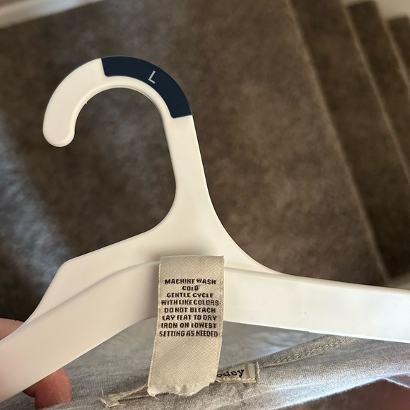 Belah & Codey Women's White Floral Lace Stripe Blouse Top - Sz XL - Gray & White - Picture 4 of 4